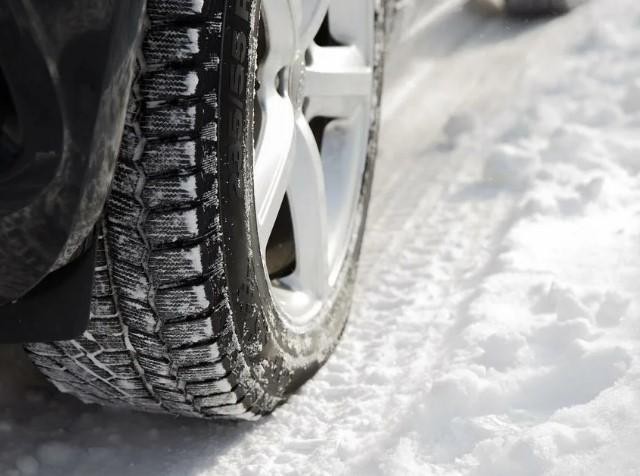 Какое давление в шинах должно быть зимой?