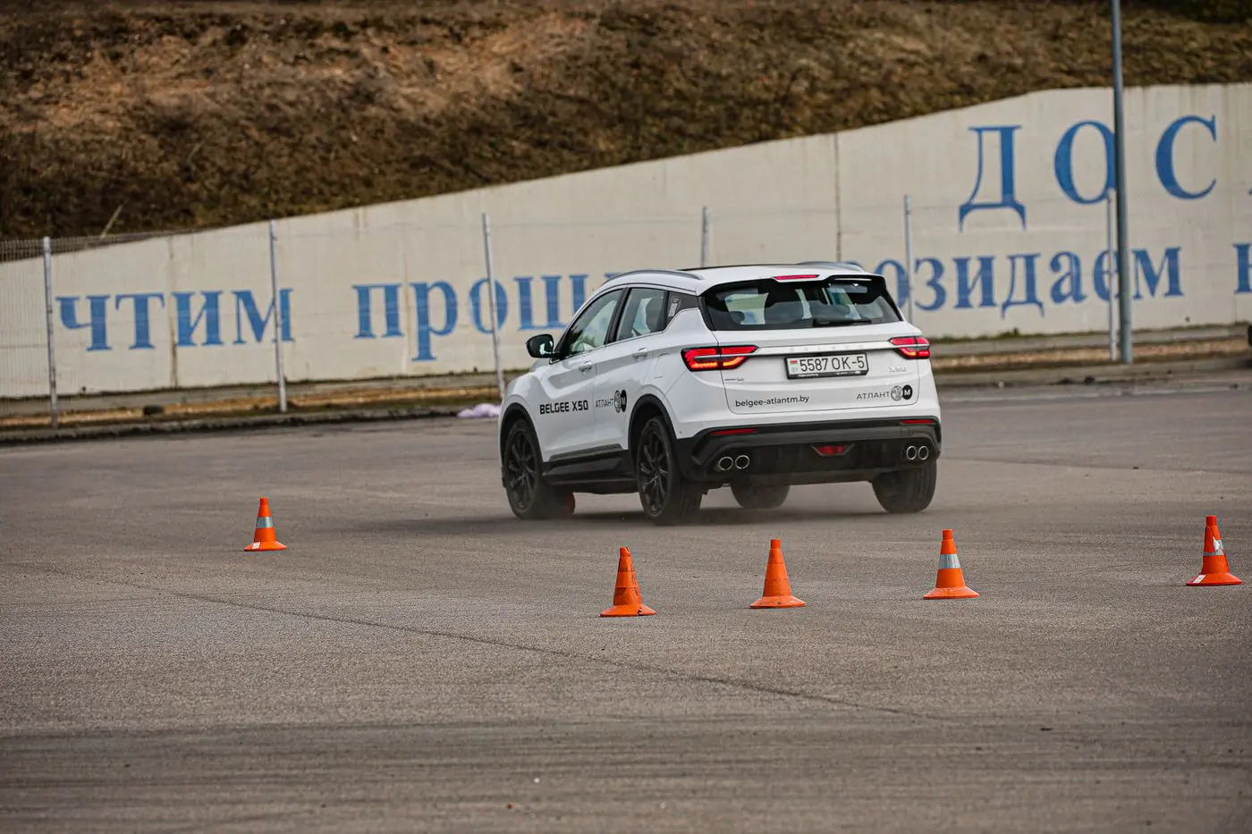 &laquo;Китай&raquo; наступает на пятки топам: сравниваем шины на автодроме, фото 29