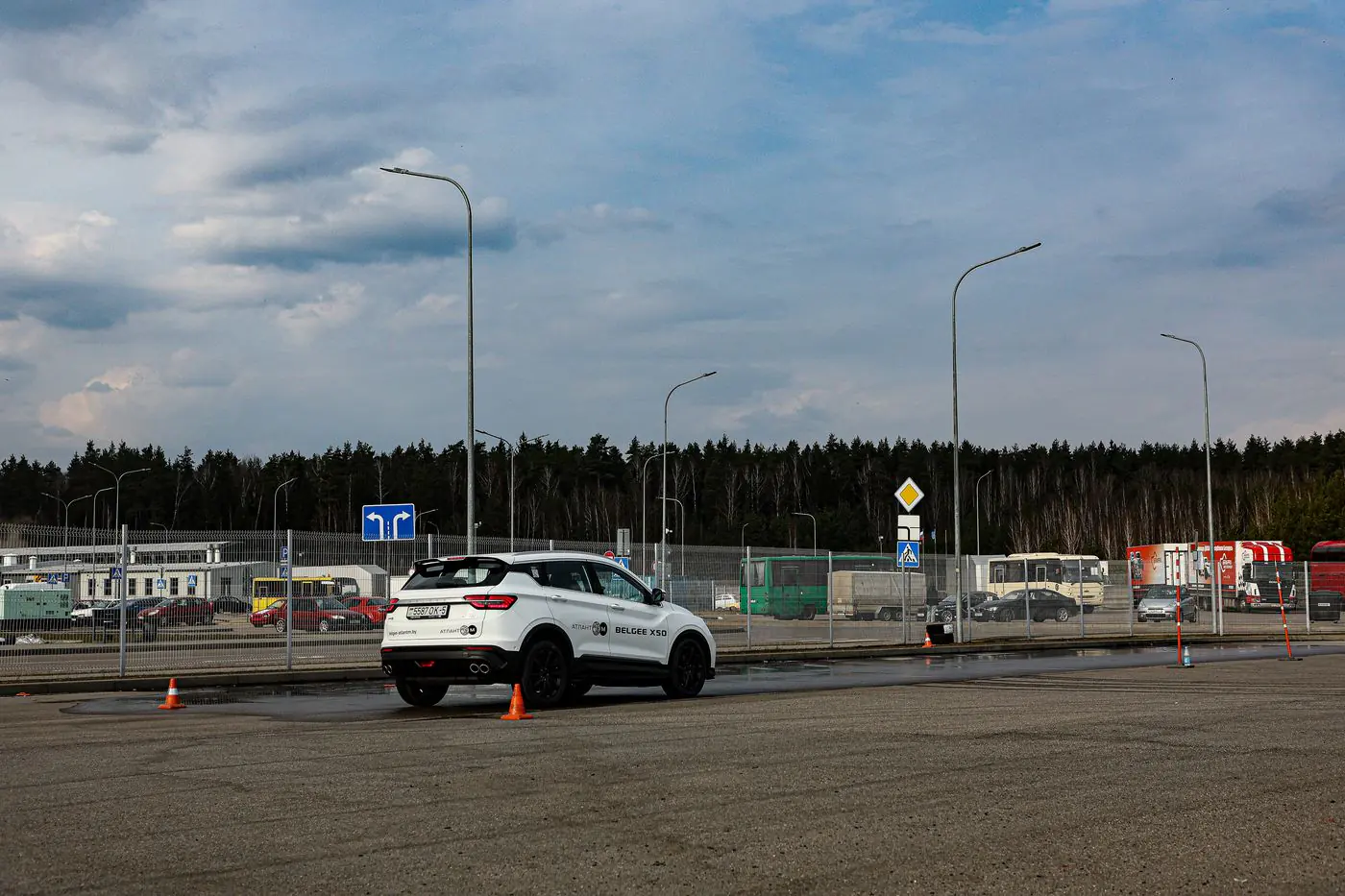 &laquo;Китай&raquo; наступает на пятки топам: сравниваем шины на автодроме, фото 25
